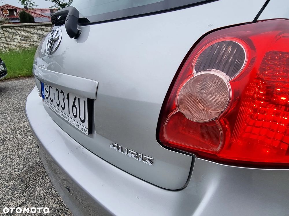 Toyota Auris - 12