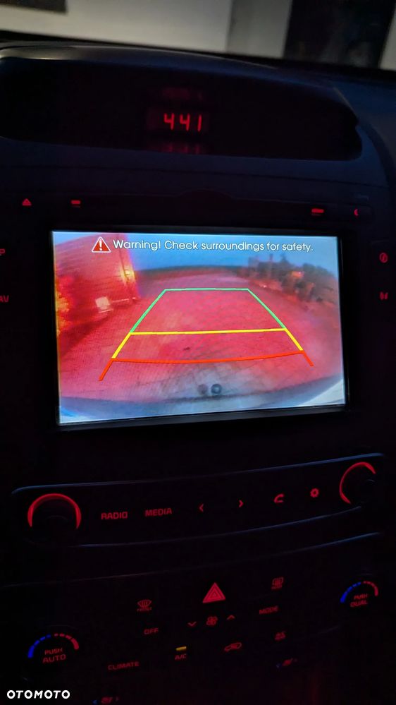 Kia Sorento 2.2 CRDI XL 7os - 20