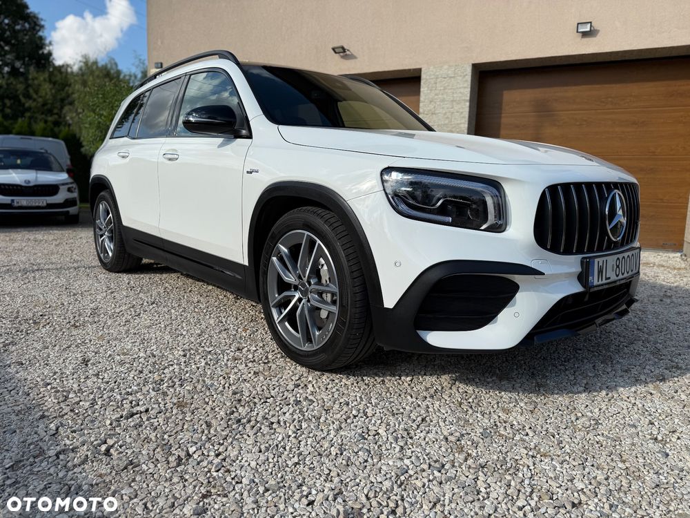 Mercedes-Benz GLB - 20