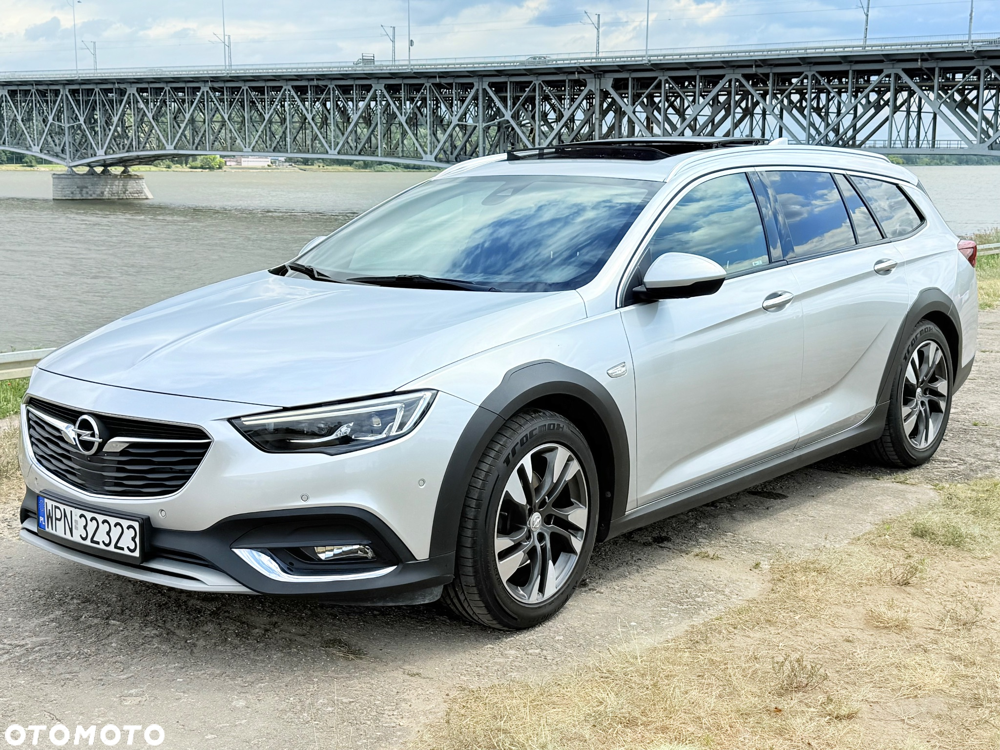 Opel Insignia Country Tourer 2.0 BiTrb D 4x4 Automatik Exclusive - 6