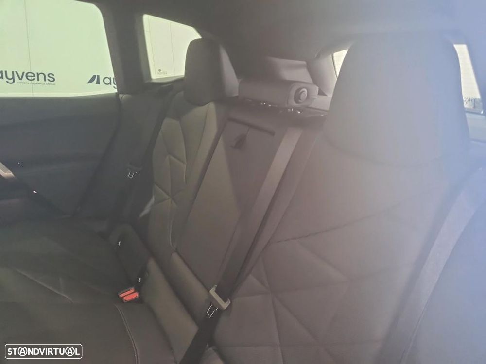 BMW iX xDrive 40 - 11