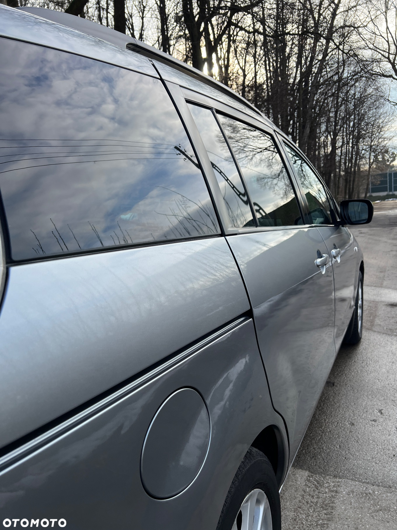 Mazda 5 1.8 Exclusive + - 23