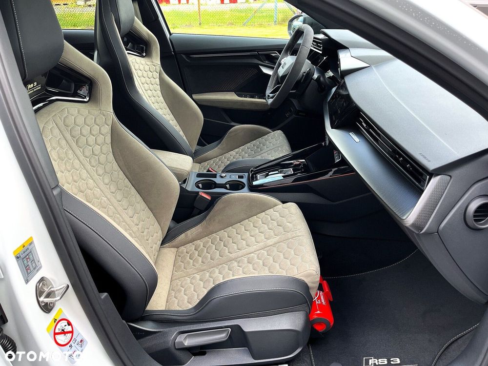 Audi RS3 Sportback TFSI Quattro S tronic - 25