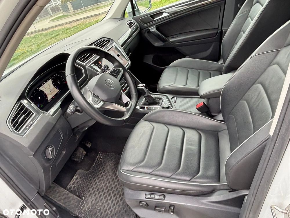 Volkswagen Tiguan 2.0 TDI SCR 4Mot Elegance DSG - 12
