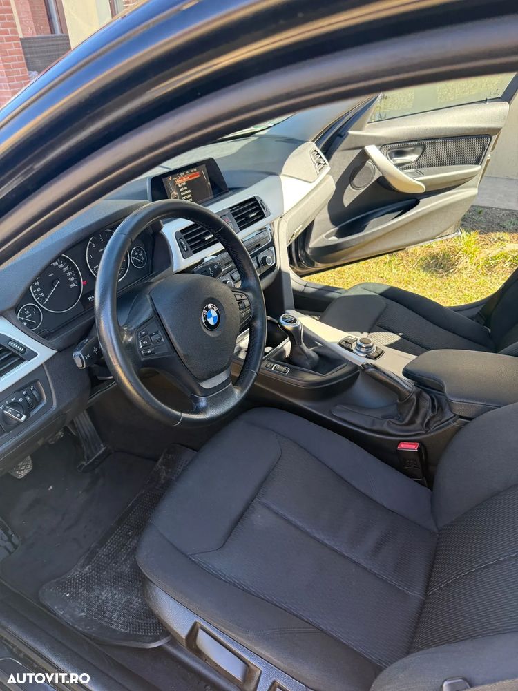 BMW Seria 3 320d - 3
