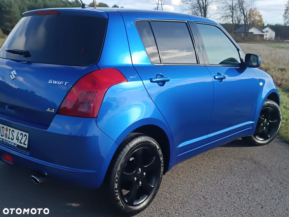 Suzuki Swift 1.2 4x4 Club - 32