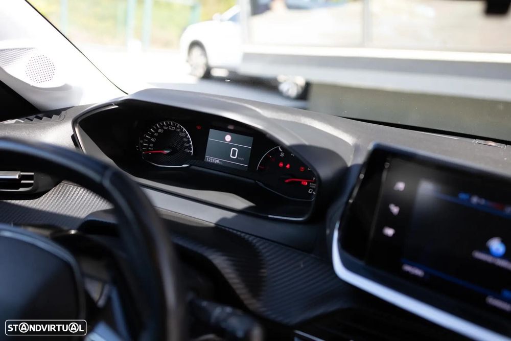 Peugeot 208 1.2 PureTech Active - 19