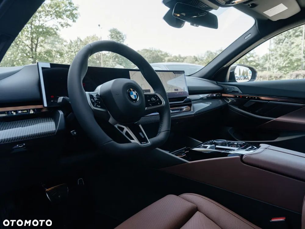 BMW Seria 5 540d xDrive - 6