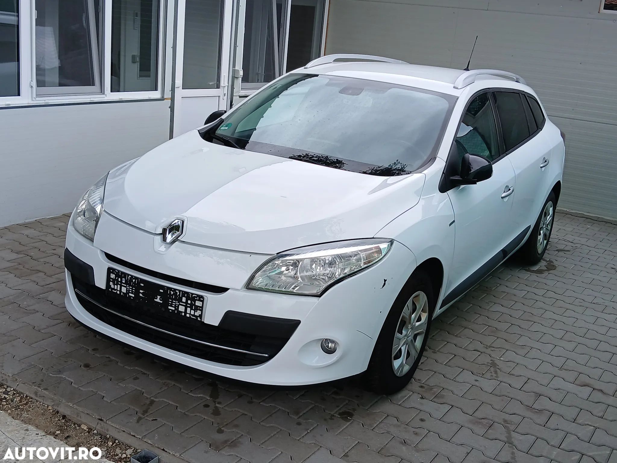 Renault Megane Grandtour TCe 130 Bose Edition - 1
