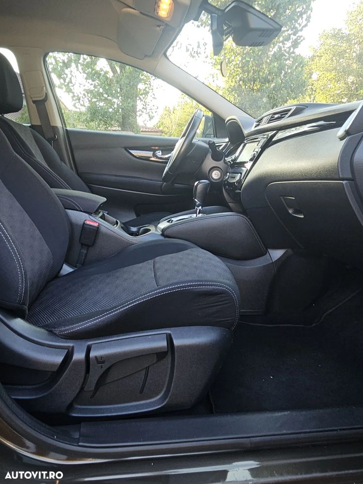 Nissan Qashqai 1.6 DCI Start/Stop X-TRONIC N-Connecta - 11