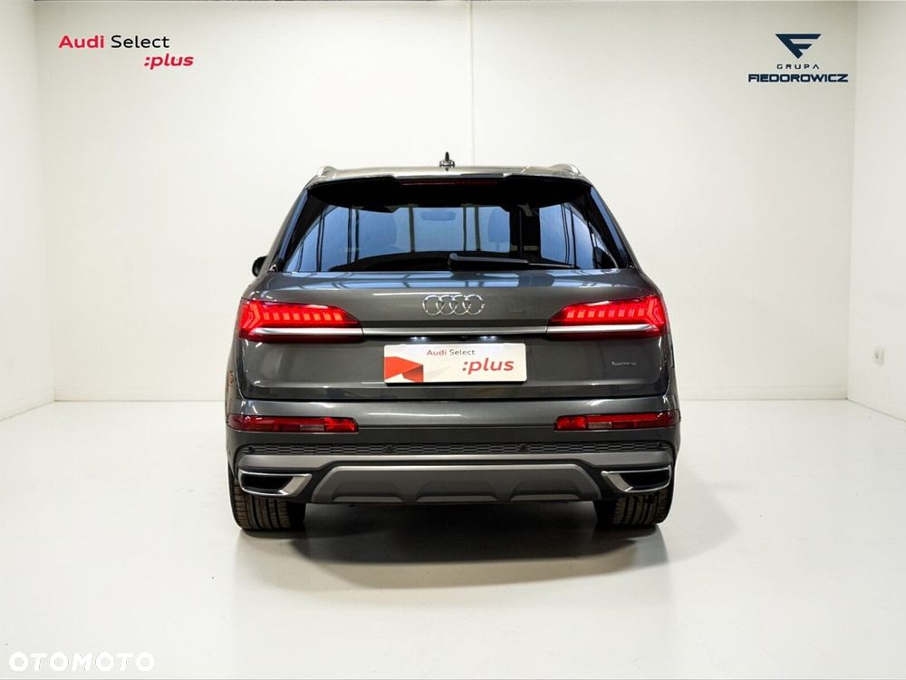 Audi Q7 - 7
