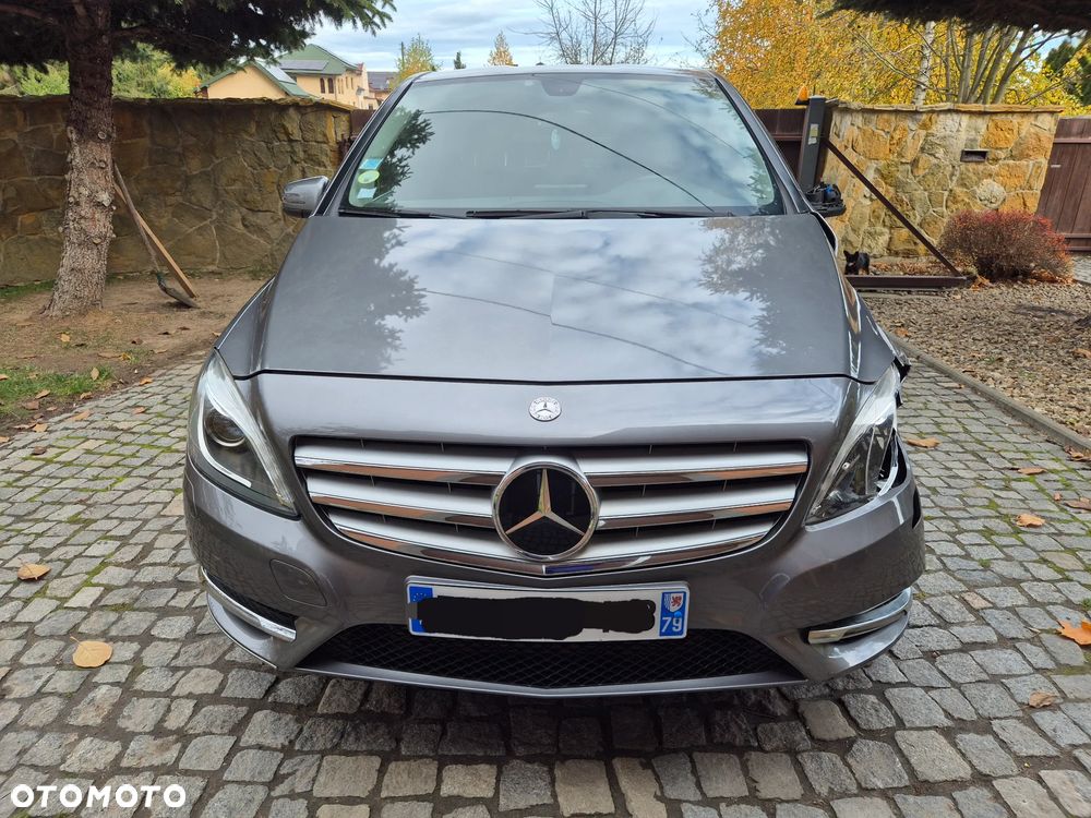 Mercedes-Benz Klasa B 180 d 7G-DCT Edition - 23