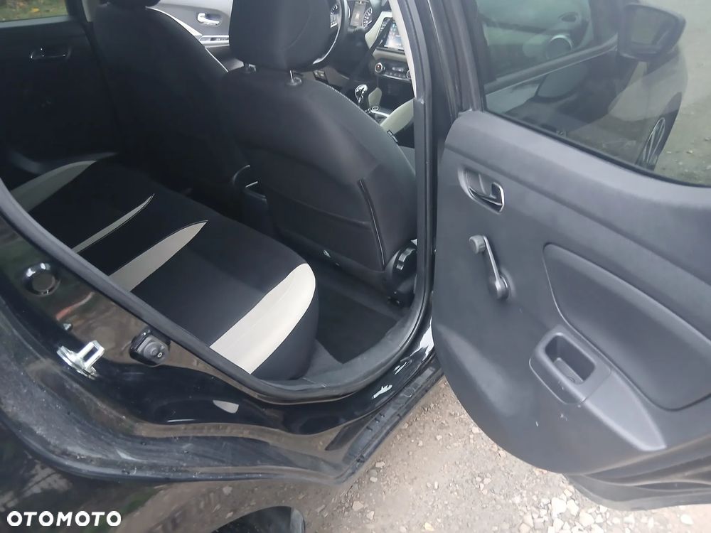 Nissan Micra - 21