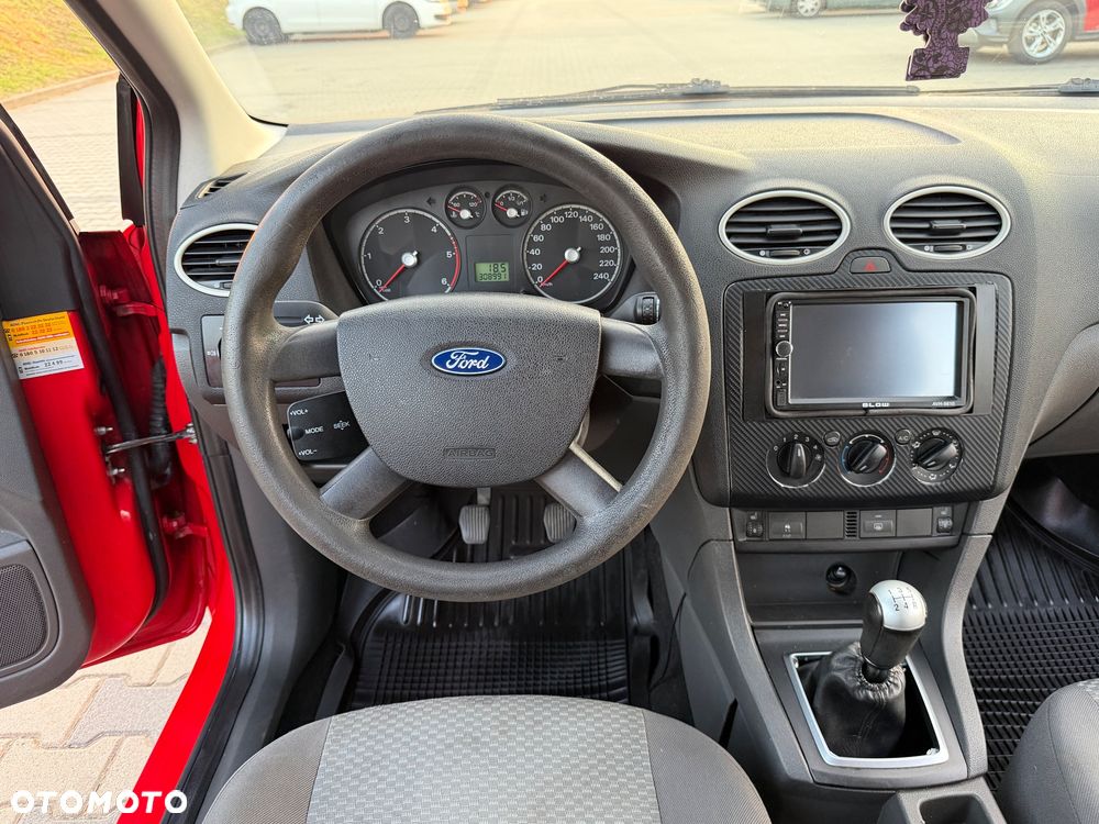 Ford Focus 1.6 TDCi Trend - 9