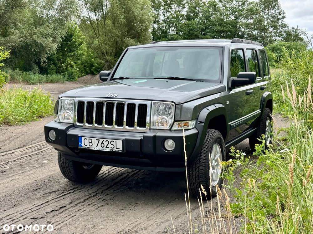 Jeep Commander 3.0 CRD Laredo - 2