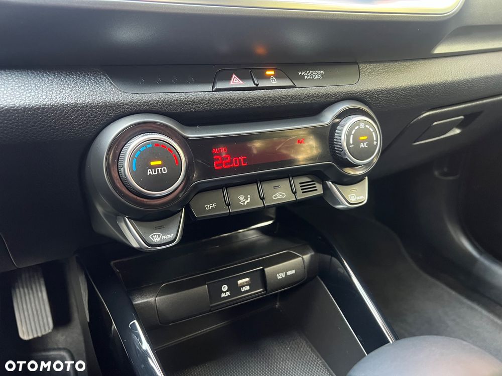 Kia Stonic 1.0 T-GDI DCT OPF Platinum Edition - 17