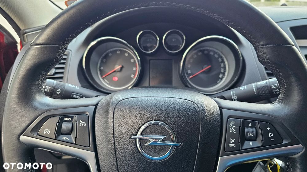 Opel Insignia 1.8 Sports Tourer Design Edition - 16