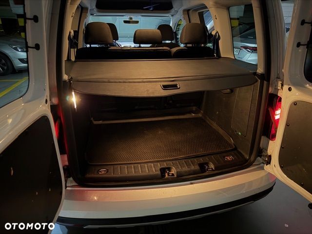Volkswagen Caddy 2.0 TDI Alltrack DSG - 16