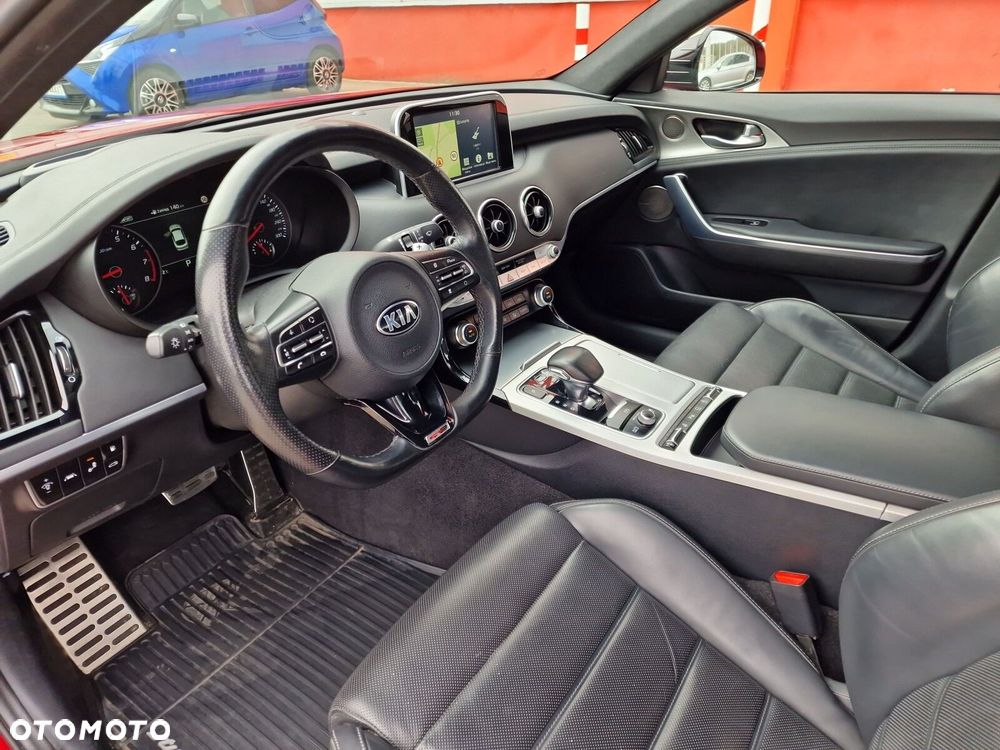Kia Stinger 2.0 T-GDI GT Line - 12