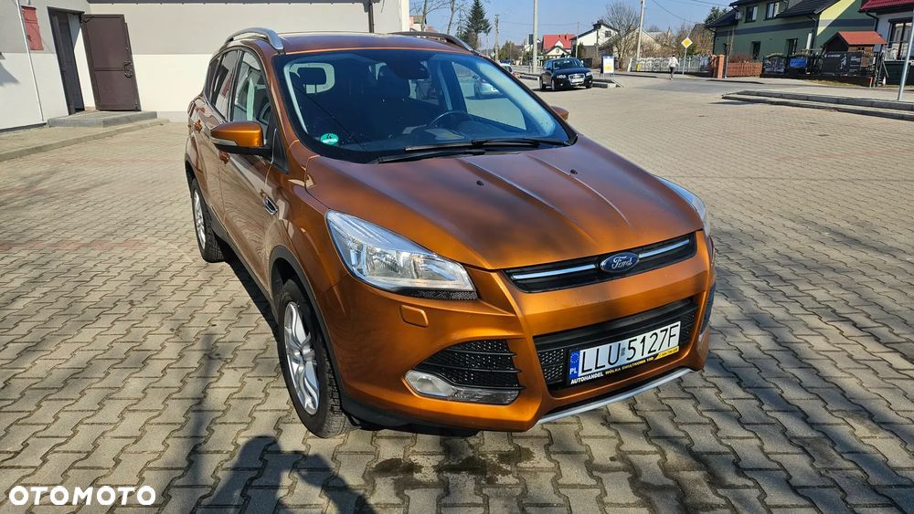 Ford Kuga 2.0 TDCi 2x4 Trend - 4