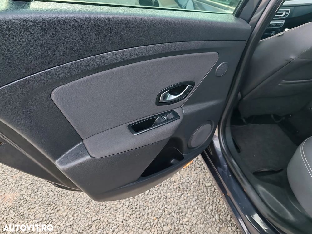 Renault Megane - 19