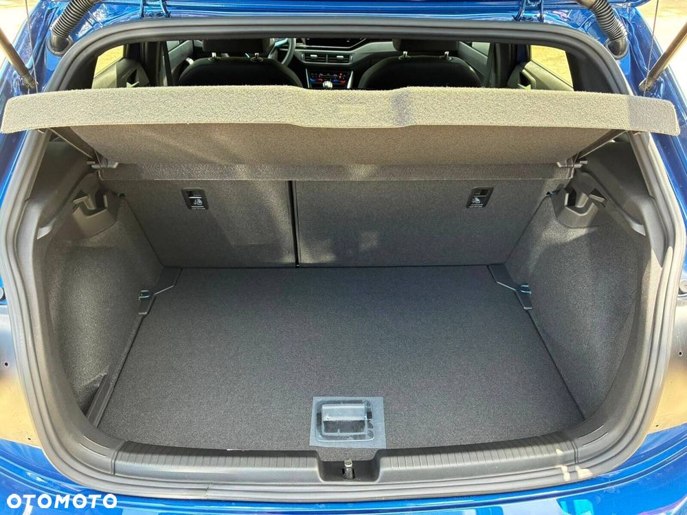 Volkswagen Polo - 28