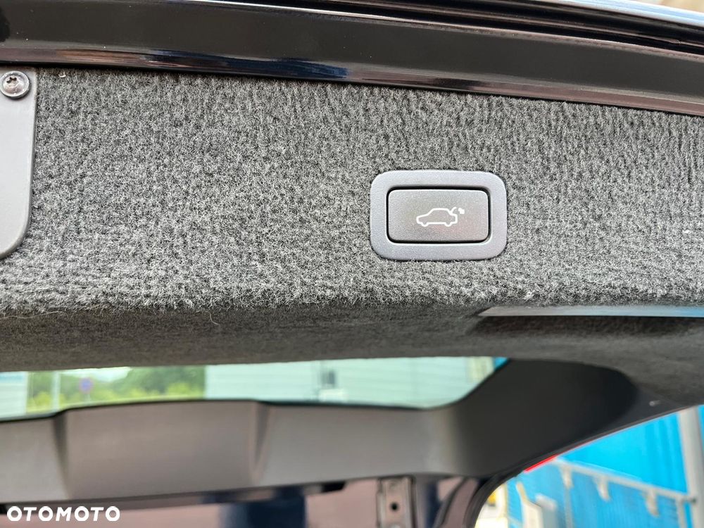 Volvo V70 2.0D Momentum - 8