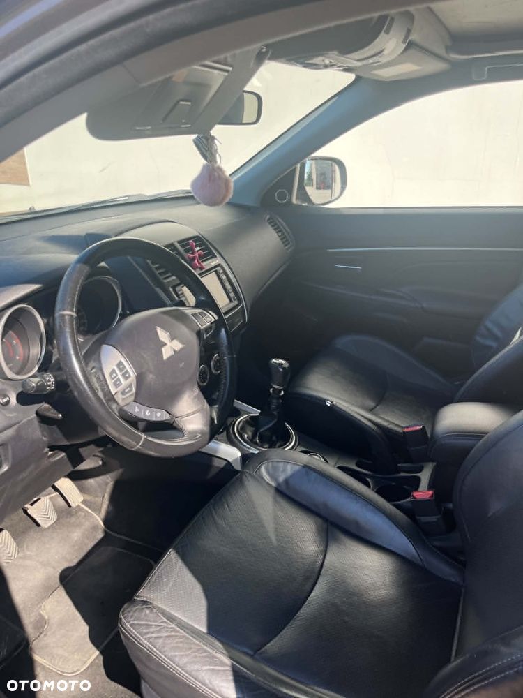 Mitsubishi ASX 1.8 DID Instyle NAVI 4WD AS&G - 10