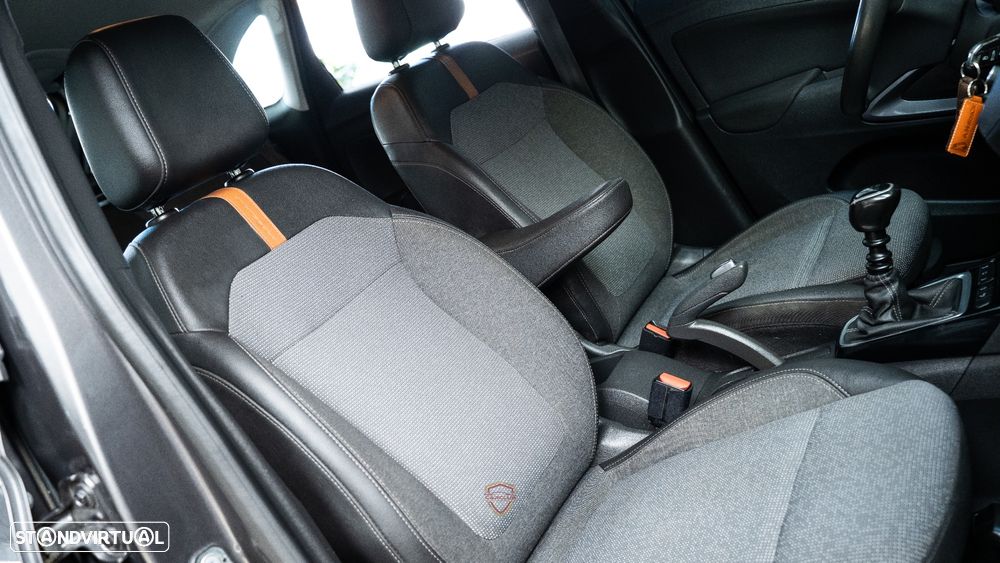 Opel Crossland X - 34