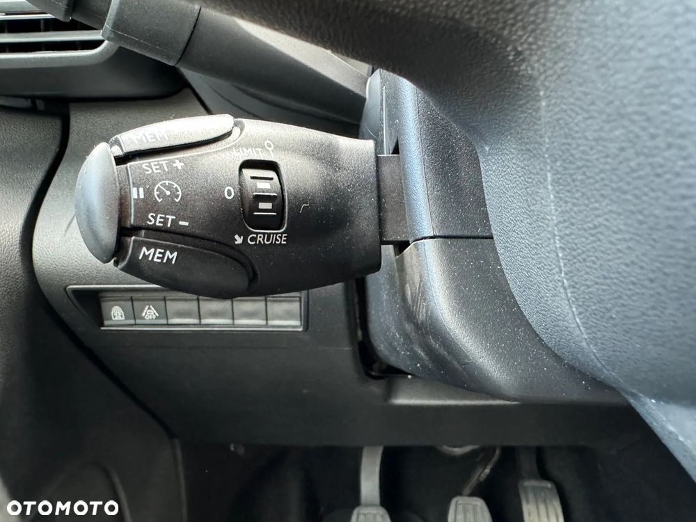 Toyota Proace City Verso 1.5 D-4D Business - 23