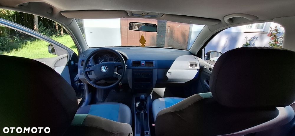 Skoda Fabia - 6