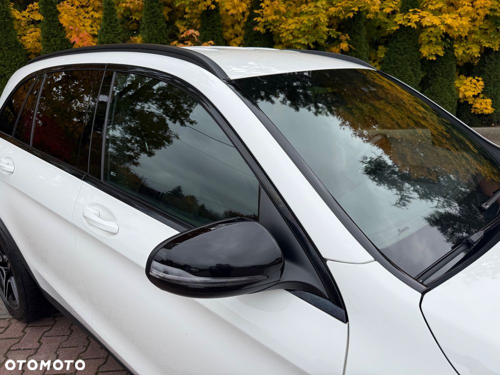 Mercedes-Benz GLC 300 d 4-Matic - 14