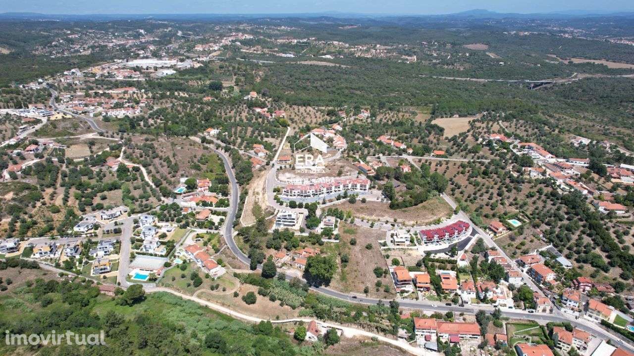 Lote para construção localizado no centro de Tomar! - Grande imagem: 2/18