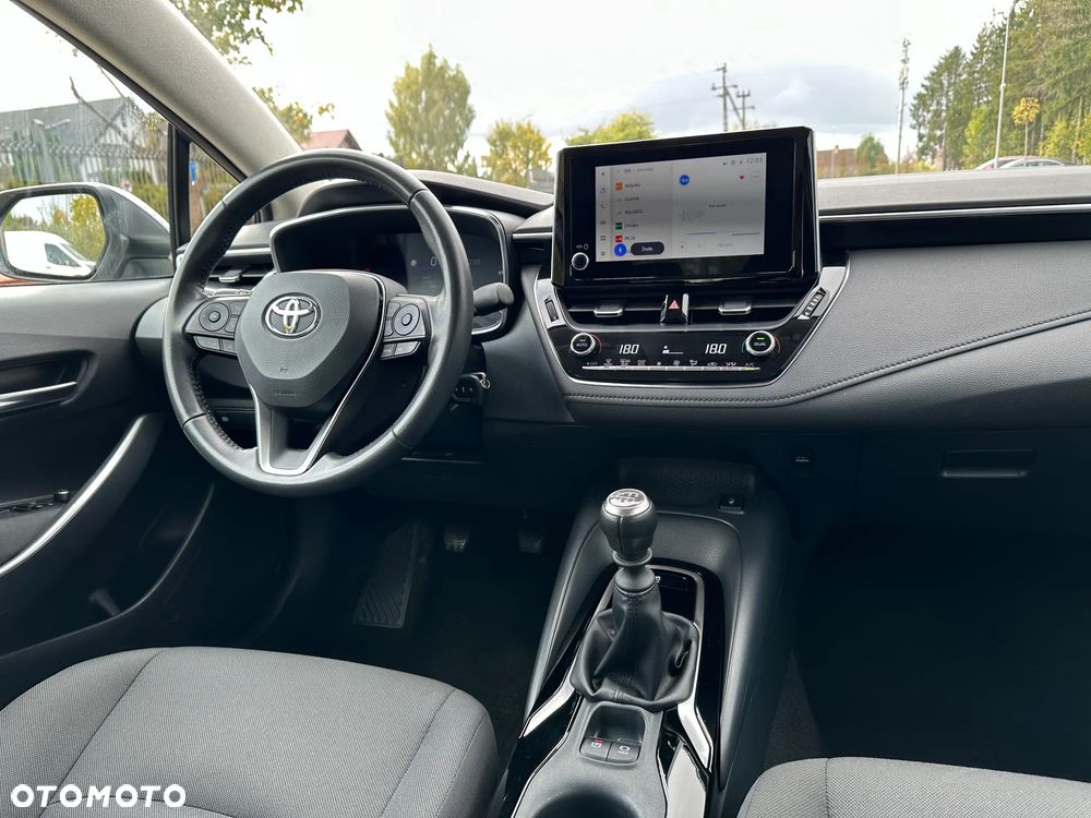 Toyota Corolla 1.5 Comfort - 24