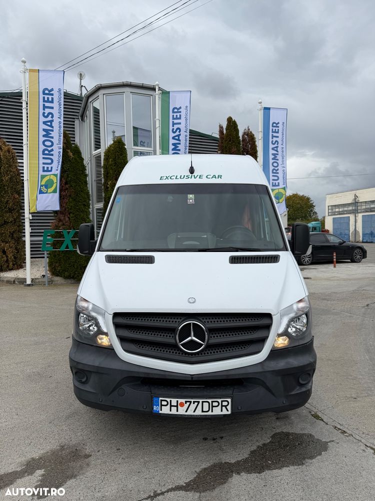 Mercedes-Benz Sprinter 6+1 locuri - 1