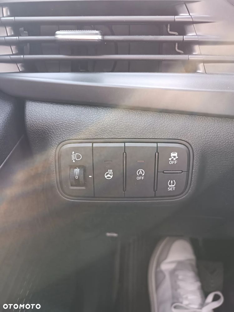 Hyundai i20 - 21