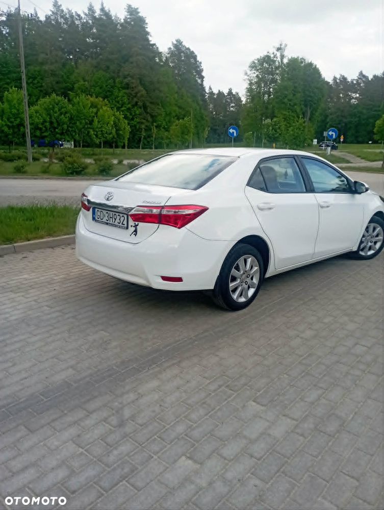 Toyota Corolla 1.4 D-4D Active - 24