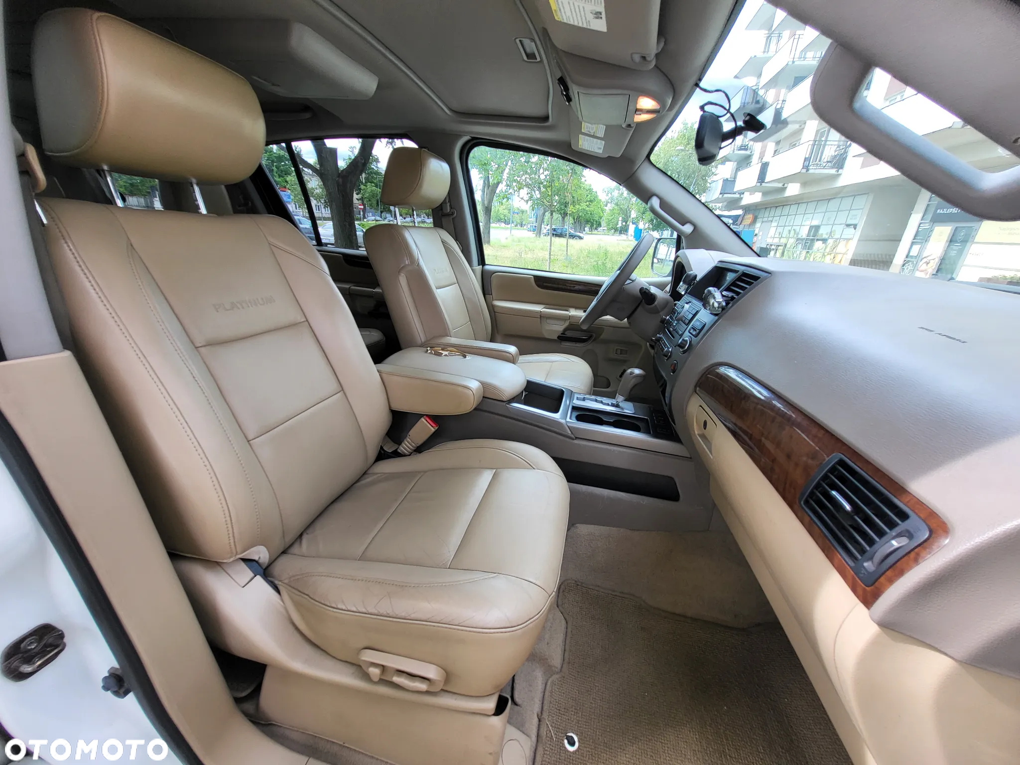 Nissan Armada - 36