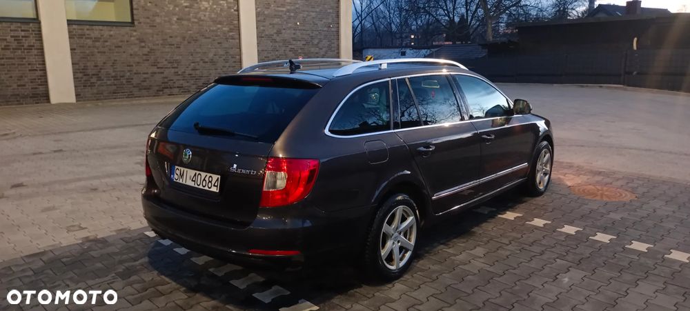 Skoda Superb 1.8 TSI Platinum DSG - 16