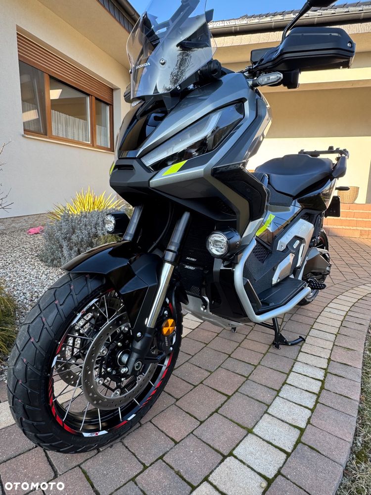 Honda X-ADV - 1