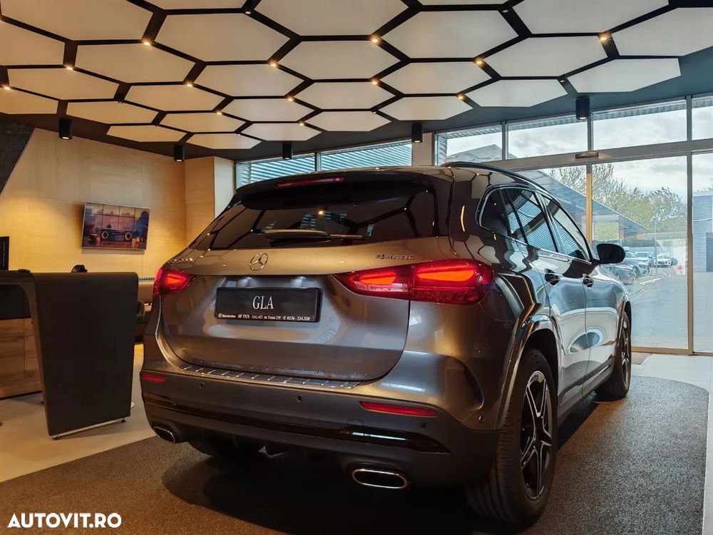 Mercedes-Benz GLA 200 d 4MATIC Aut. - 11