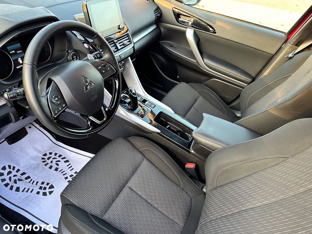 Mitsubishi Eclipse Cross - 10