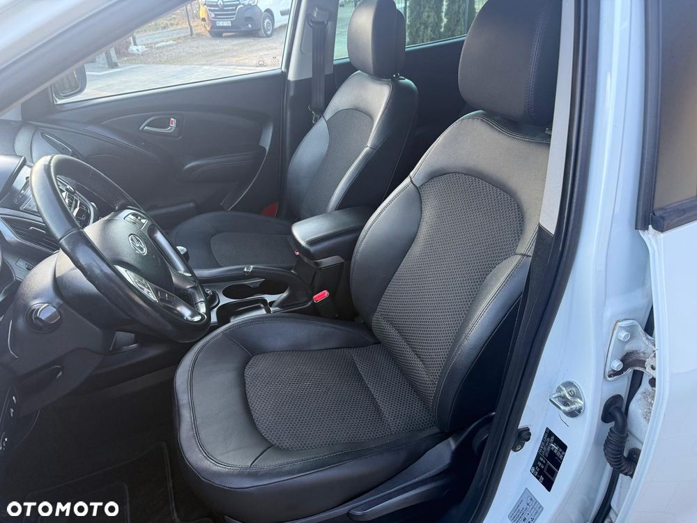 Hyundai ix35 2.0 2WD Style - 12