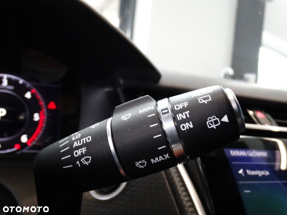 Land Rover Range Rover Velar - 21
