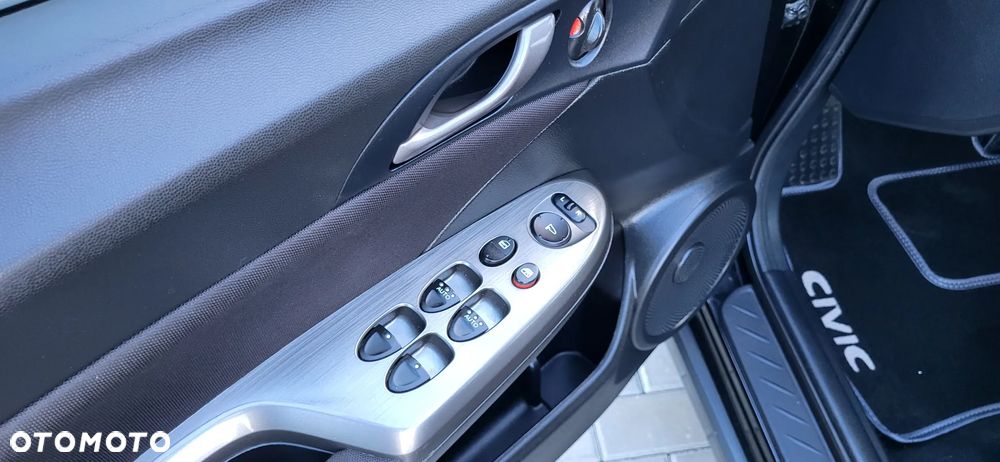 Honda Civic 1.4 i-VTEC Sport - 19