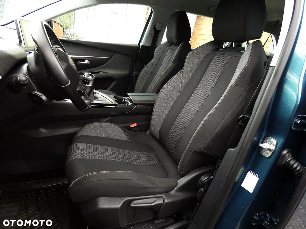 Peugeot 5008 1.6 BlueHDI Allure S&S - 19