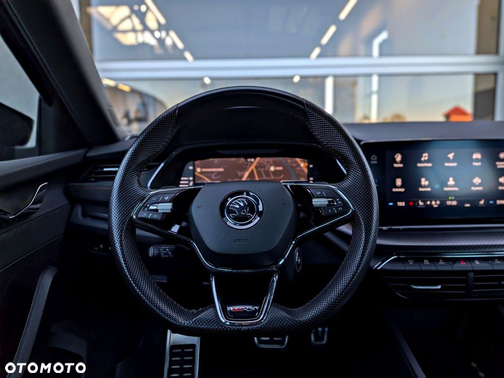 Skoda Octavia 2.0 TDI RS DSG - 17