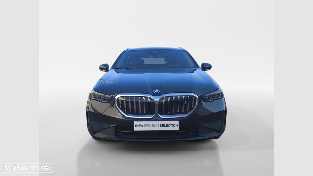 BMW i5 Touring eDrive40 - 3