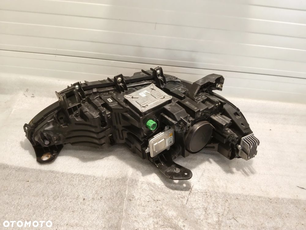 Alfa Romeo Stelvio XENON PRZÓD STRONA LEWA  03G18-B 50559300 - 5