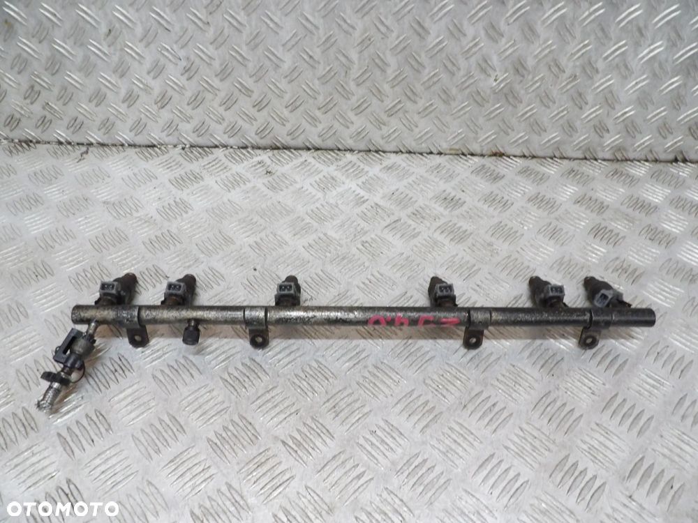 JEEP GRAND CHEROKEE ZJ XJ 4.0 LISTWA WTRYSKOWA WTRYSKI KPL. - 1